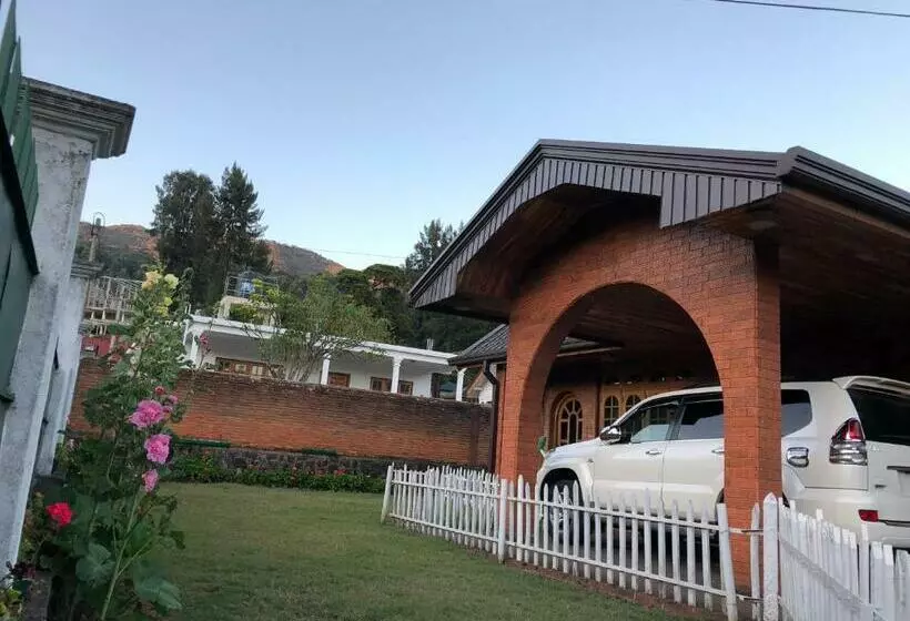 Majatalo Bungalow 28