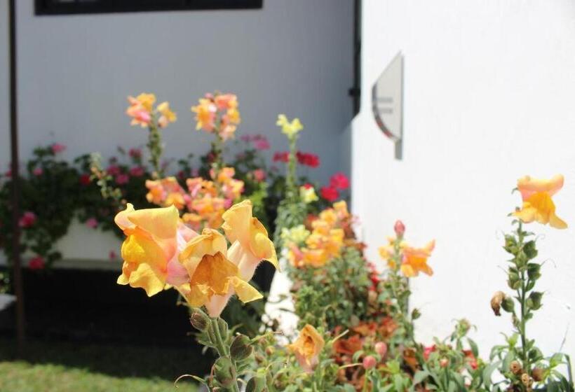 پانسیون Bungalow 28