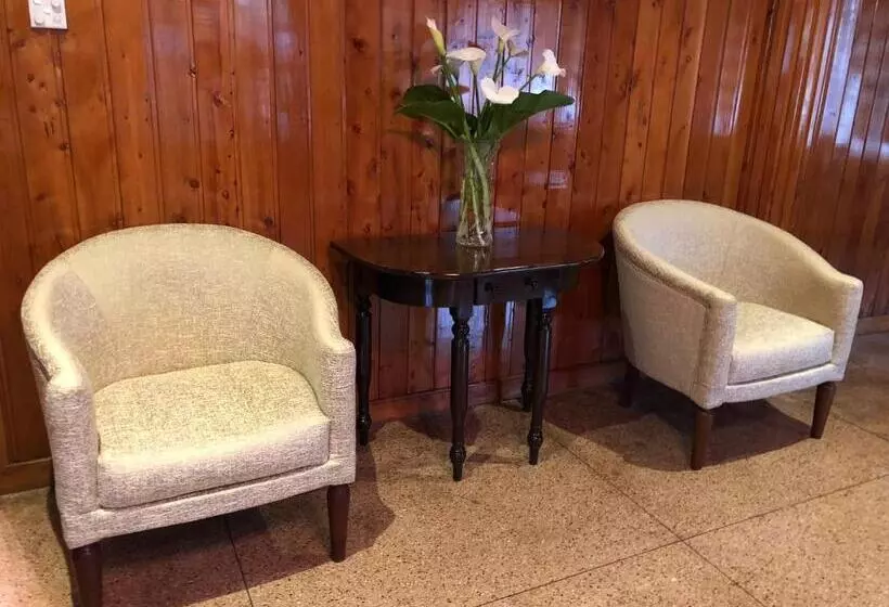 Majatalo Bungalow 28