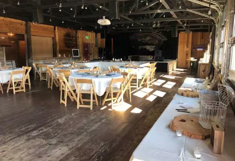 モーテル Mountain Village Lodge