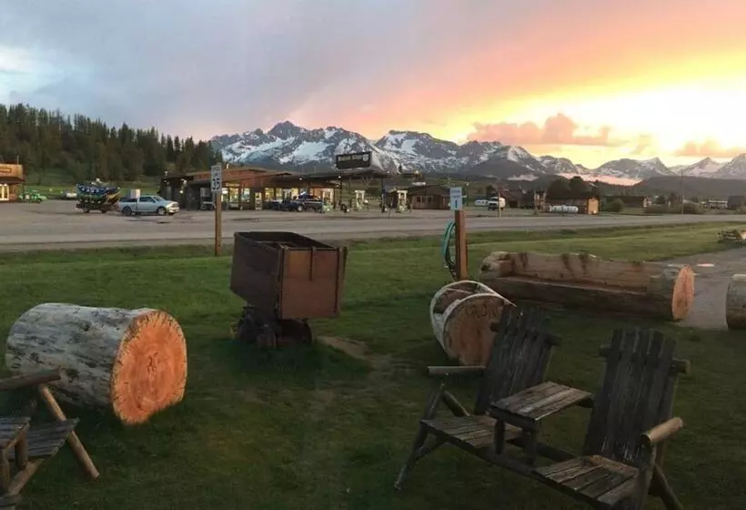 モーテル Mountain Village Lodge