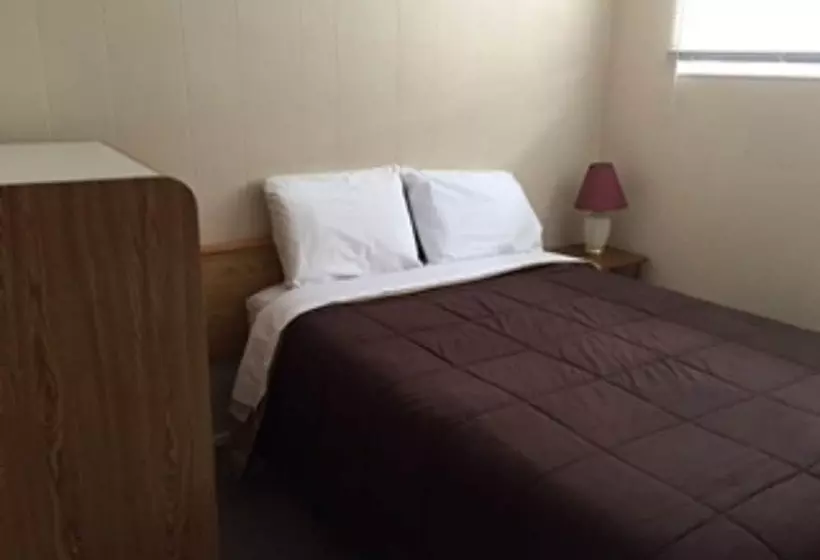 Trail Motel & Rv Park