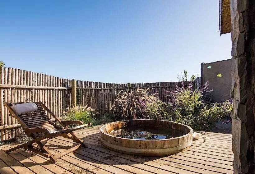 Hotelli Cuarzo Lodge