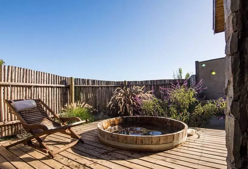 Hotelli Cuarzo Lodge