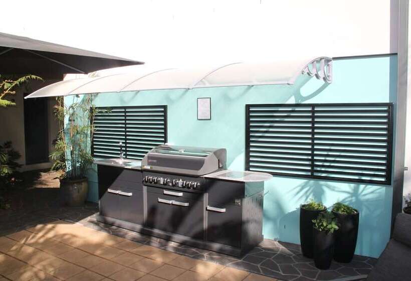 펜션 Salamander Beach Accommodation Adults Only