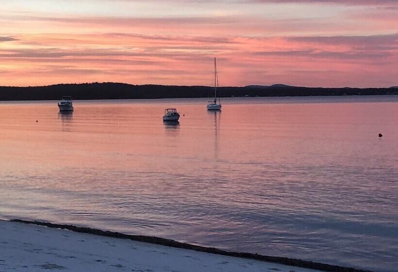 펜션 Salamander Beach Accommodation Adults Only