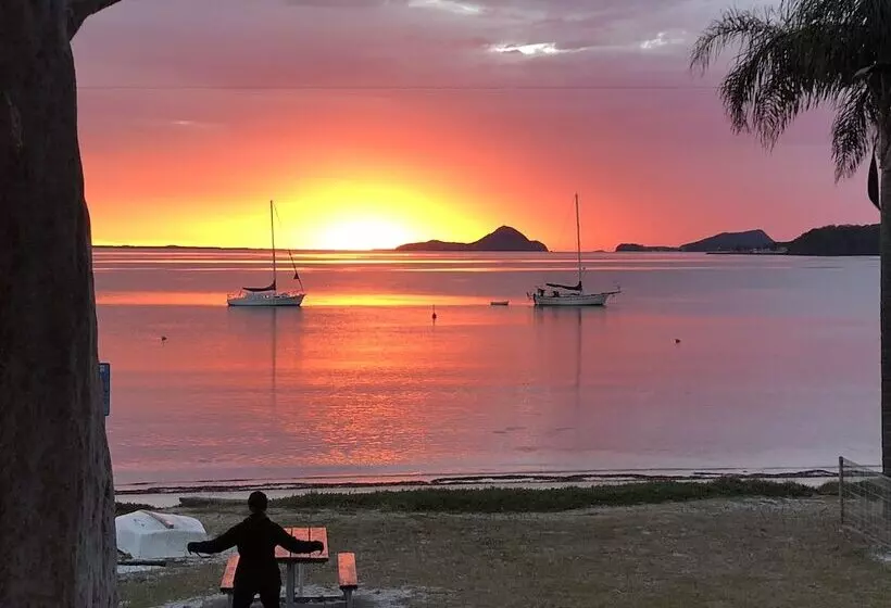 ペンション Salamander Beach Accommodation Adults Only