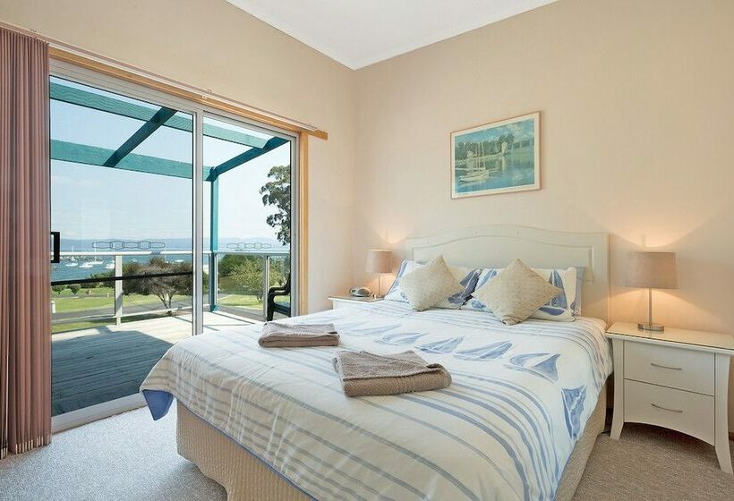 Quarantine Bay Beach Cottages