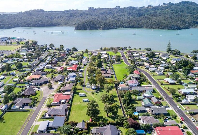 אתר נופש Harbourside Holiday Park