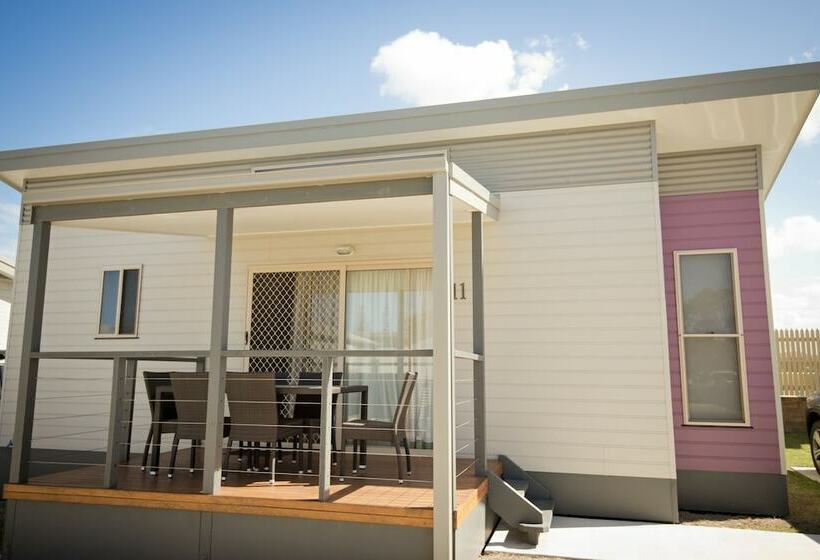 The Bowlo Holiday Cabins