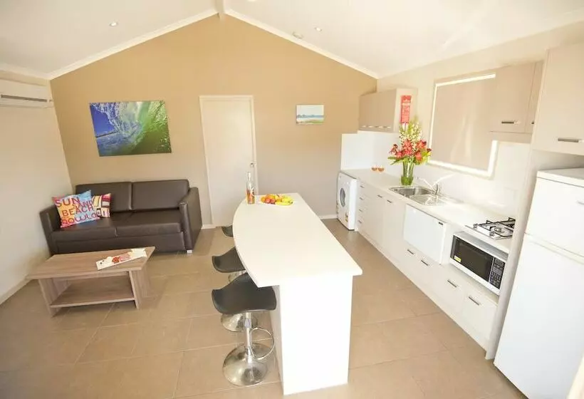 The Bowlo Holiday Cabins