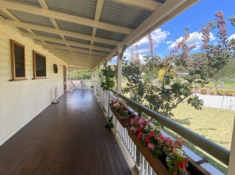 ベッドアンドブレックファースト Logger's Rest