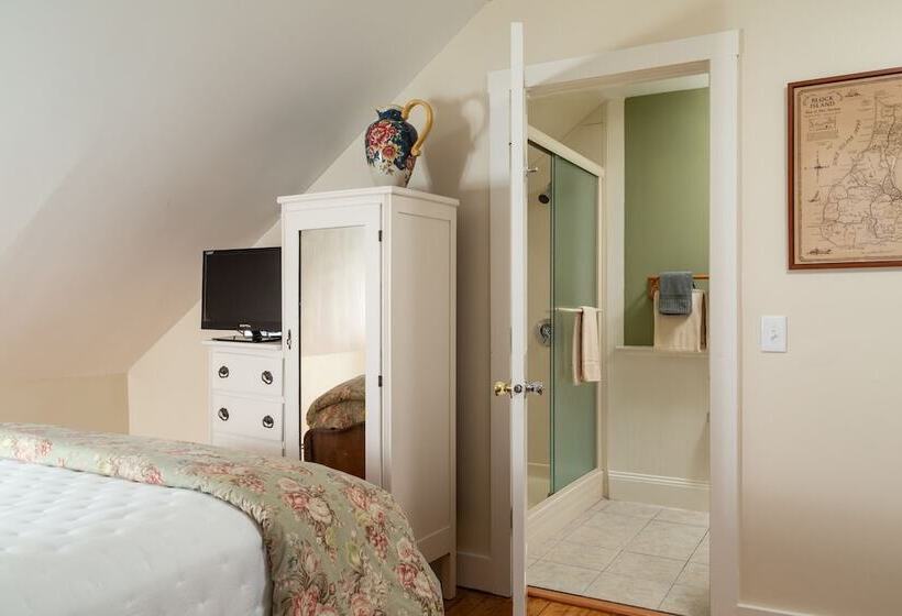 Bed and Breakfast The Blue Dory Inn