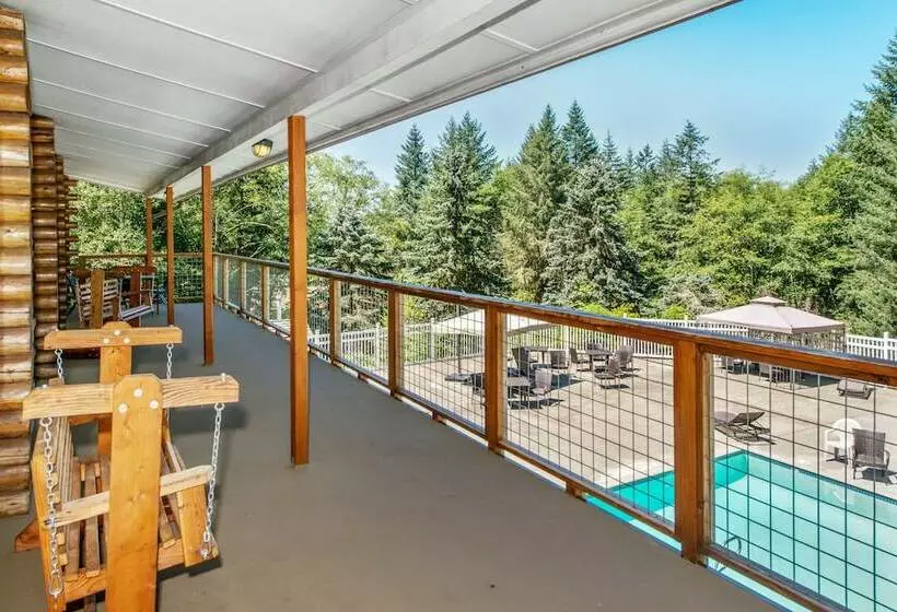 Chehalis Camping Resort Cottage 5