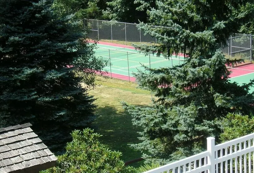 Chehalis Camping Resort Cottage 5