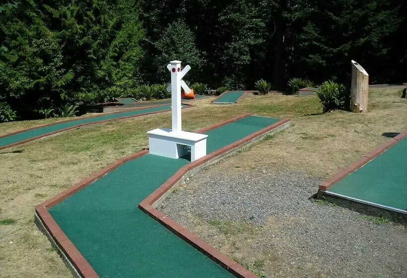 Chehalis Camping Resort Cottage 5