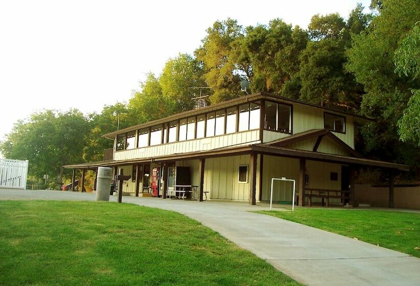 ホテル Morgan Hill Rv Resort   Campsite