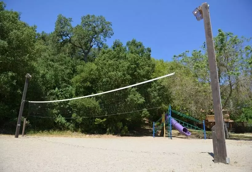 Hotelli Morgan Hill Rv Resort   Campsite