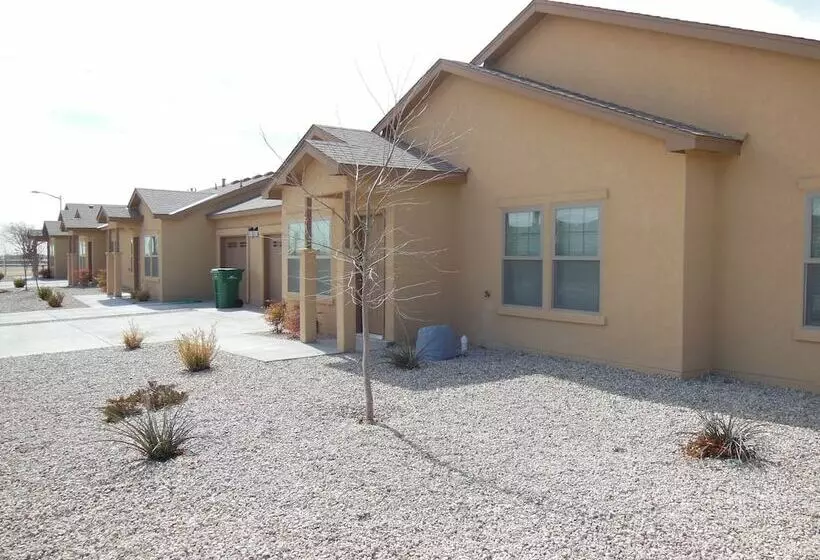 Hotelli Desert Trails Luxury Suites