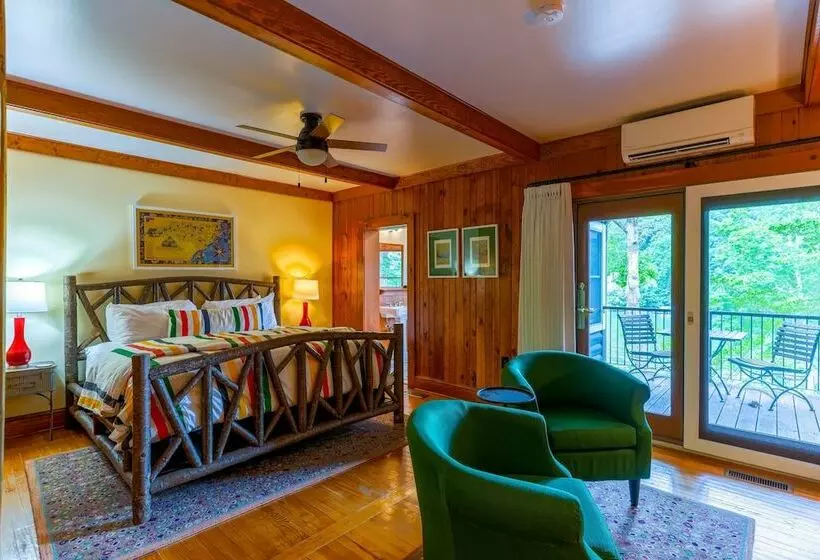 Hotelli The Lodge On Lake Lure