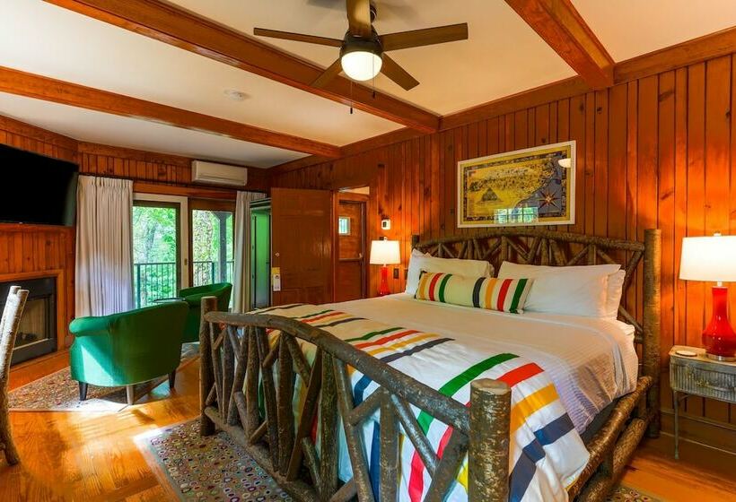 酒店 The Lodge On Lake Lure