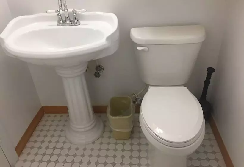 Motelli Dunsmuir Lodge