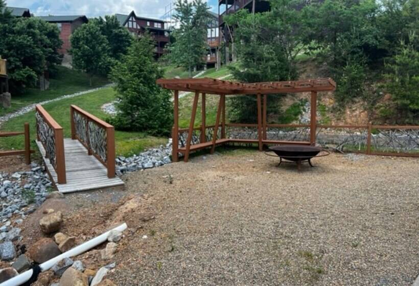 Bear Cove Falls #4133