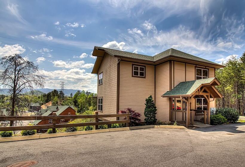 Bear Cove Falls #4133