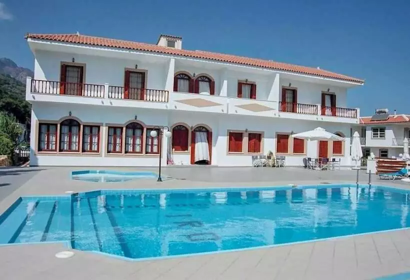 هتل Iro S Residence