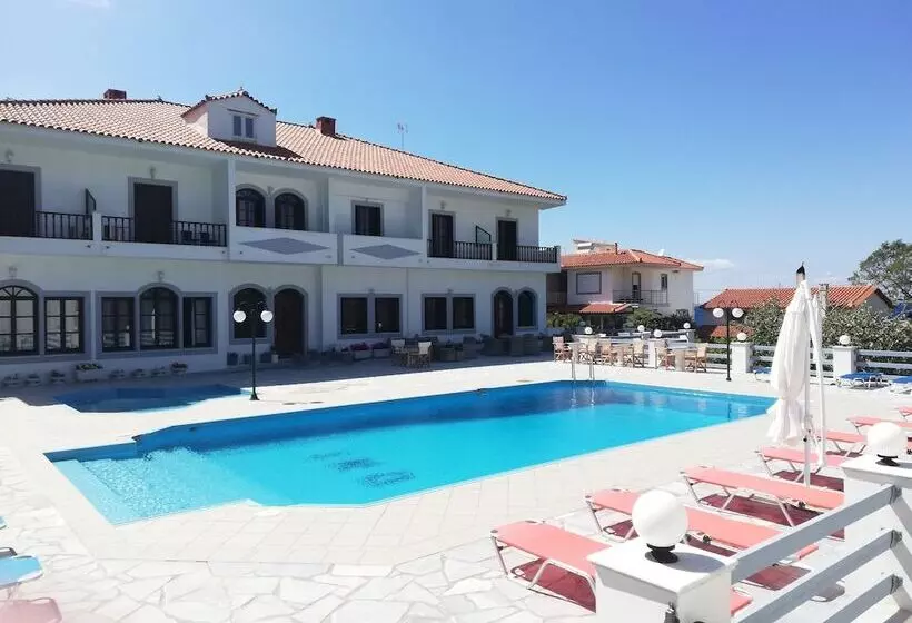 هتل Iro S Residence