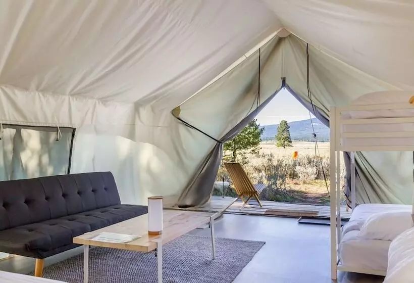 ホテル Tammah   Yellowstone   Glamping