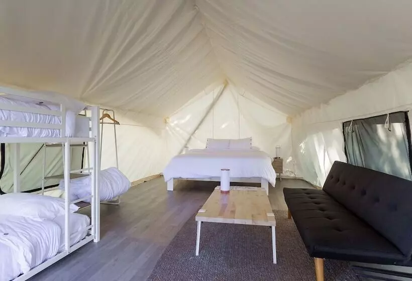 ホテル Tammah   Yellowstone   Glamping