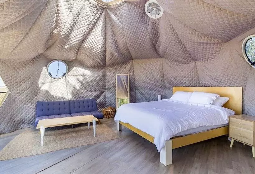 ホテル Tammah   Yellowstone   Glamping