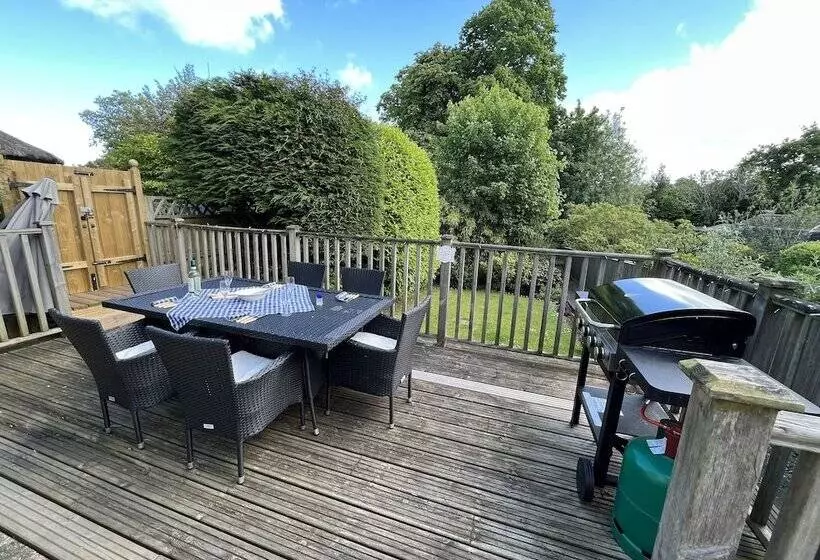 Stone Cottages With Garden And Parking