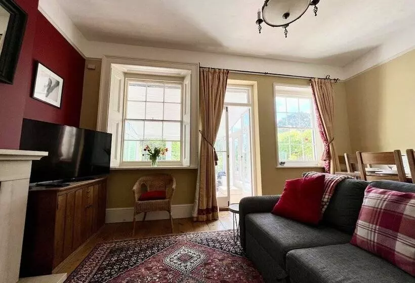 Stone Cottages With Garden And Parking