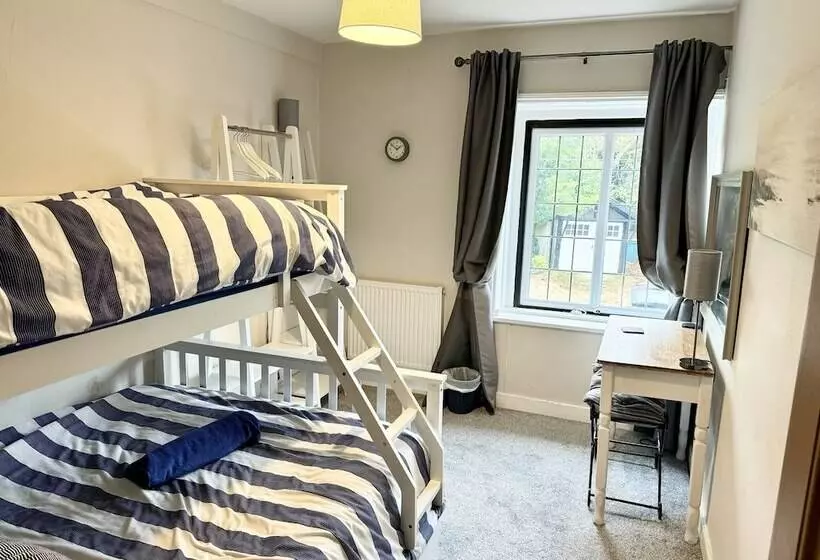 Stone Cottages With Garden And Parking