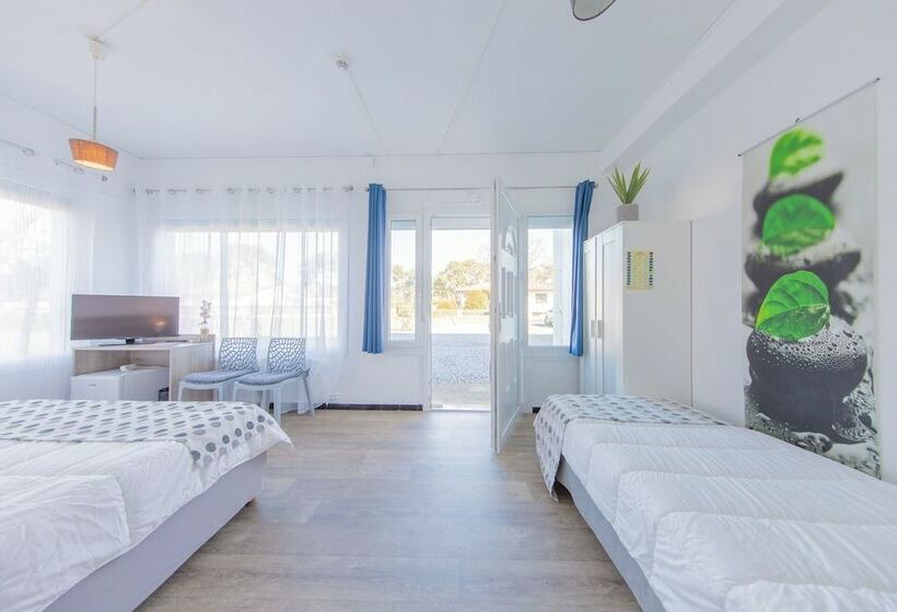 בית מלון כפרי Land Azur