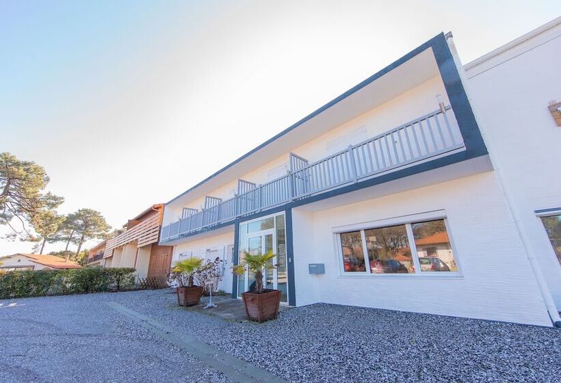 בית מלון כפרי Land Azur