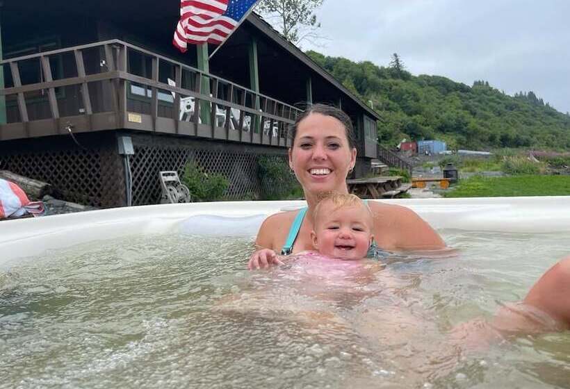 ホテル King Halibut Lodge