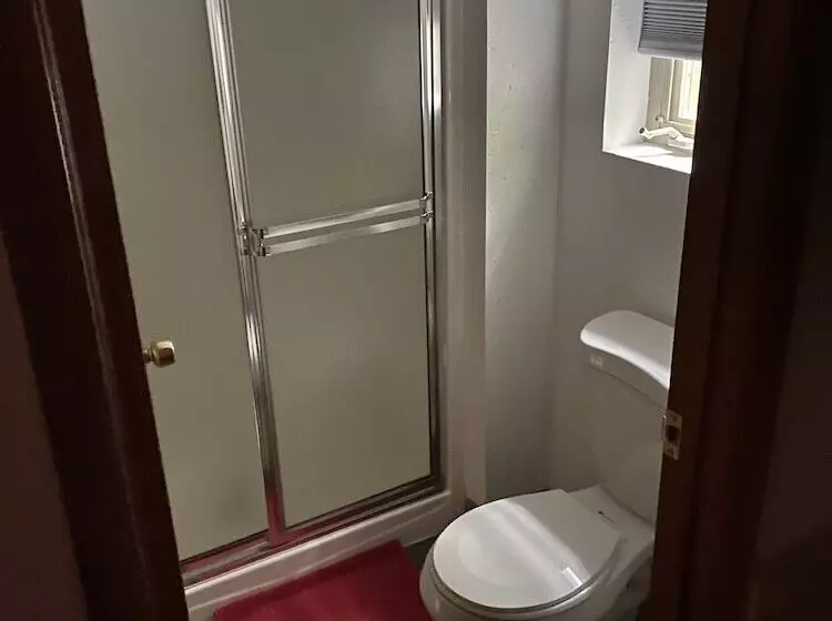 Hotelli King Halibut Lodge