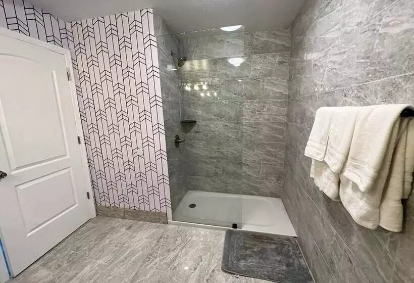 Hotelli King Halibut Lodge