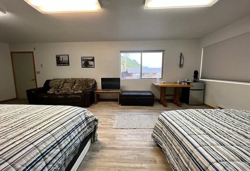 ホテル King Halibut Lodge