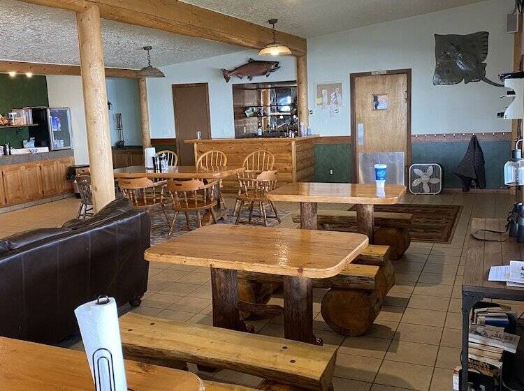 ホテル King Halibut Lodge