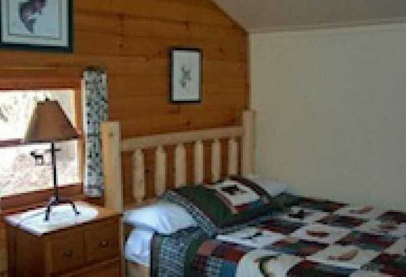 Journeys End Lodging Cabins