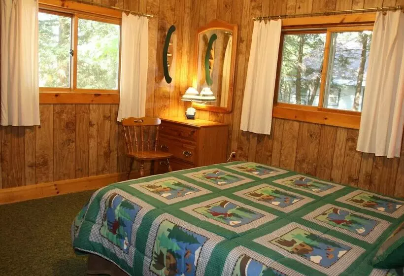 Journeys End Lodging Cabins