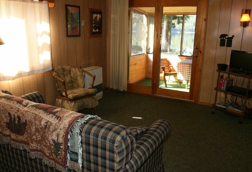 Journeys End Lodging Cabins