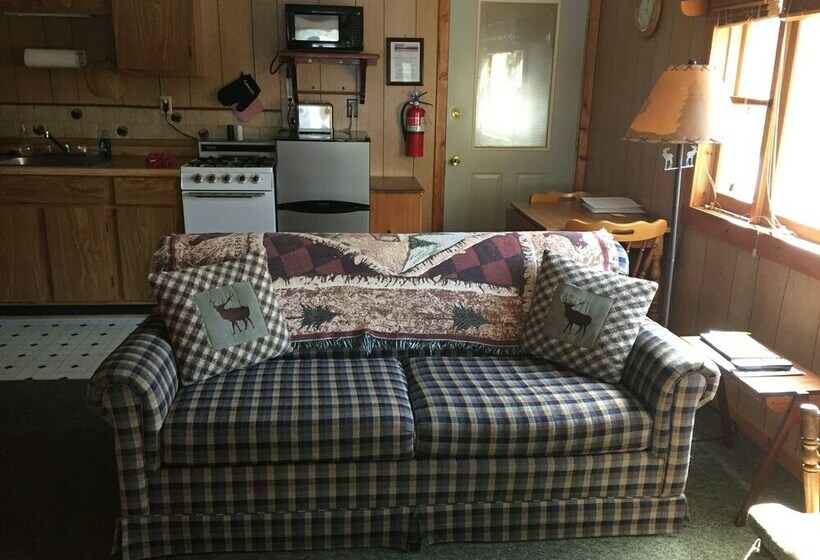 Journeys End Lodging Cabins