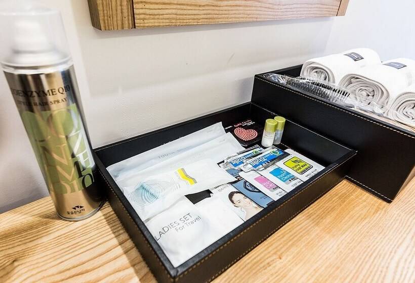 فندق على الطريق Geumjeong Band