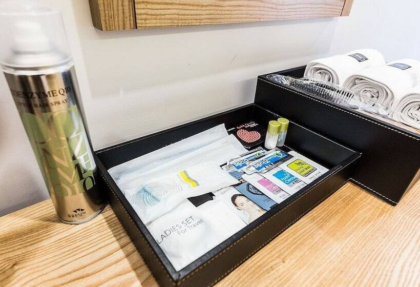 فندق على الطريق Geumjeong Band