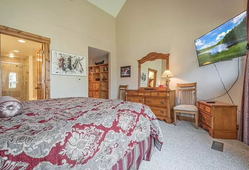 Ski Chalet